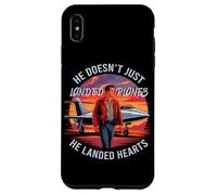 He Doesn’t Just Land Planes he Lands Hearts Carcasa para iPhone XS MAX