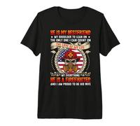 He Is Firefighter Proud Firefighter's Wife American Flag Camiseta Premium