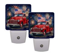 Helhappy Paquete de 2 luces LED de noche enchufables a la pared, camión rojo con bandera estadounidense, fuegos artificiales, sensor automático, lámpara de noche del atardecer al amanecer para