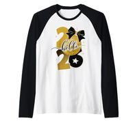 Hello 2026 Gold Disco Ball Bow New Year Celebration Design Camiseta Manga Raglan
