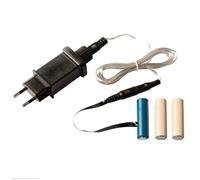 Hellum Adaptador de Pilas AA 3X, Fuente de alimentación de 4,5V Recambio de Pilas AA para 3 Piezas de Pilas AA, Pila Falsa a 230V con Cable de 1,8m, eliminador de Pilas para decoración a Pilas 150827