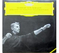 Herbert von Karajan dirigiert die Berliner Philharmoniker. 8 ungarische Tänze (Brahms). Ungarische Fantasie für Klavier und Orchester (Liszt) Ungarische Rhapsodie Nr.4. (Liszt) [Vinyl-LP].