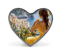 Hermoso broche metálico con forma de corazón de la costa italiana, ideal como decoración para mochilas y ropa.