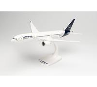 herpa 613453 Lufthansa Boeing 787-9 Dreamliner - D-ABPA “Berlin” 1:200