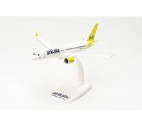 herpa Miniatura del avión Airbus A220-300 AirBaltic - Snap-Fit, Escala 1/200, Modelo prefabricado, maqueta de colleción, modelismo, Avion con Soporte, Figura plástico