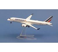 Herpa Wings - Maqueta de avión A220-300 AIR France F-HZUF Saint-Tropez 1/200 metal