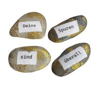 Herzmensch Elegante juego de piedras de consolación, tus huellas están en todas partes, como decoración para tumbas y decoración para el cementerio, piedras auténticas, hechas a mano, color gris