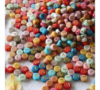 HERZWILD Cuentas con letras del alfabeto para enhebrar, aprox. 1000 unidades, 4 x 7 mm, multicolor, cuentas cuadradas para manualidades y joyas (4 x 7 dorado)