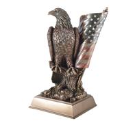 Hespérides Águila de Cabeza Blanca Viaja sobre rama Antes US Bandera de bronce