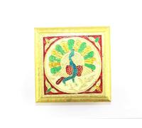 Hijet Meenakari Impresión de la mesa Pooja de pavo real Sqaure (Paradise) Wodden Pooja chowki para Pooja Artículos para Ganesh Pooja Dios Oración para la decoración del hogar Muchos más