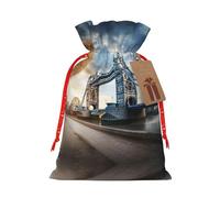 Historic Old Tower Bridge London 1 bolsa de Navidad con cordón de 8.3 x 11.8 pulgadas, bolsa robusta para regalos y artículos esenciales de uso diario