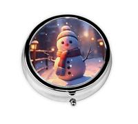 HMBGFW Caja de almacenamiento de pastillas de muñeco de nieve de Navidad bajo la luz de la calle, compacta con 3 espacios, pastillero de metal circular portátil, perfecto para viajes, cartera o uso de