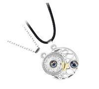 Hohopeti Collar de Proyección Colgante de Luna y Sol para Parejas Cadena de Clavícula Plateada Diseño Creativo Que Muestra Te Amo en 100 Idiomas Accesorio Romántico para Mujer y Hombre