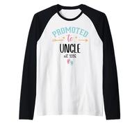 Hombre Promoted to Uncle EST 2026 First Time Uncle Soon to Be 2026 Camiseta Manga Raglan