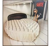 Honeymoon Suite