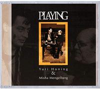 Honing Yuri - Playing