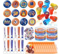 Honoson 98 piezas de dardos para fiesta de batalla, suministros de calcomanías temáticas de batalla, tatuajes temporales, pulseras de silicona, llaveros, sello de insignia con bolsas de organza para