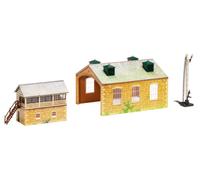 Hornby, Paquete de ampliación de edificios 5 | Accesorios de tren modelo para añadir paisajes y edificios al ferrocarril de calibre 00, incluye: cobertizo de motor