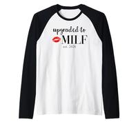 Hot Mom Upgraded Milf 2026 Milfin Ain't Easy Milf EST 2026 Camiseta Manga Raglan