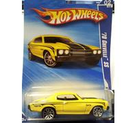 Hot Wheels 2010-090 '70 Chevelle SS Nightburnerz 2/10 Amarillo escala 1:64