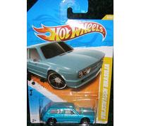 Hot Wheels BLVD Bruiser, nuevos modelos 2011 34/50 [rojo] 34/244