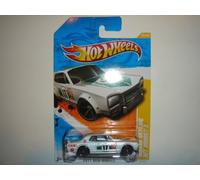 Hot Wheels 2011 Nissan Skyline H/T 2000GT-X White #33/244