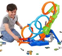 Hot Wheels Action Vueltas y choques desafiantes, Pista para Coches de Juguete Plegable con 4 loopings, Lanzador y 1 vehículo Die-Cast a Escala 1:64, Regalo para niños y niñas +5 años, HXT06