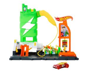 Hot Wheels City “Let's Race - ¡a Correr!” Netflix - Super Estación Gasolinera de Coches eléctricos Pista para Coches de Juguete, Incluye 1 vehículo, +4 años (Mattel HTN79)