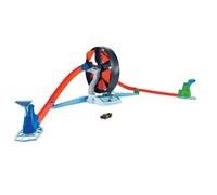 Barbie Exploradora de la Naturaleza Muñeca Rubia con Moda de montaña y Set de Juego con Animales de Juguete y Accesorios (Mattel GTN60)