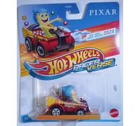 Hot Wheels RacerVerse Joy in Wagon - Vehículo fundido a presión 1:64