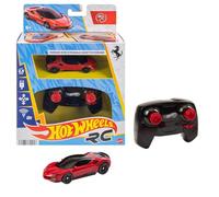 Hot Wheels Coche teledirigido Ferrari SF90 Stradale Assetto Fiorano 1:64, botón aceleración, JGD09