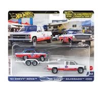 Hot Wheels Team Transport '63 Chevy Nova y '88 Chevy Silverado Juego de vehículos fundidos, Coche de Carreras con Remolque, VP Racing, Modelo a Escala 1:64