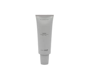 HOUSE OF GRO Suero corporal hidratante: redefine tu ritual diario con este suero corporal único. El potente dúo-chaga adaptógeno y el moho de nieve conectan sus poderes para nutrirlos