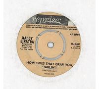 How Does That Grab You, Darlin'? / I Move Around-7" 45