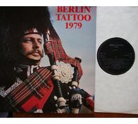 HQ Berlin British Sector - BERLIN TATTOO 1979 Faltcover Picture Sleeve # BBT 3 Trooping The Colours Massed Band an Bugles of the Royal Green Jackets Massed Band Display Massed Pipes and Drums Finale