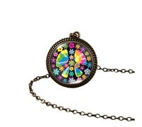 HQHYGM Hippie Necklace For Women and Men, Hippy Peace Sign Necklace Art Painting Vintage Pendant Round Printed Photo Glass Dome, Long Necklaces For Women Boho, Grunge Necklaces