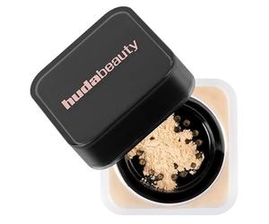 HUDA BEAUTY Original | Mini Baby Bake | Loose Baking & Setting Powder | Polvos sueltos formato de viaje | (CHERRY BLOSSON CAKE (Tamaño de viaje), 6 g (Paquete de 1 unidad) by BELLA