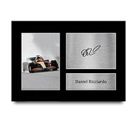 HWC Trading A4 Daniel Ricciardo Formula 1 Los Regalos Imprimieron La Imagen Firmada Del Autógrafo Para Los Fanáticos De Las Carreras De La Fórmula 1 De F1