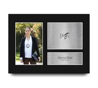 HWC Trading Alyssa Diaz The Rookie Angela Lopez Los Regalos Imprimieron La Imagen Firmada Del Autógrafo Para Los Fans De La Demostración De Serie De Televisión - A4