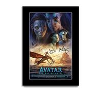 HWC Trading Avatar The Way of Water Los Regalos Imprimieron El Cartel Firmaron La Imagen Del Autógrafo Para Los Fans De La Memorabilia De La Película (ID-002818) - A4 Solo Impresión