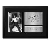 HWC Trading Bruce The Dragon Lee Way of the Dragon Tang Lung Los Regalos Imprimieron La Imagen Firmada Del Autógrafo Para Los Fans De La Memorabilia De La Película - A4 Enmarcado (ID-011686)