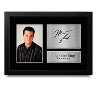 HWC Trading Chandler Bing A4 Enmarcado Regalo De Visualización De Fotos De Impresión De Imagen Impresa Autógrafo Firmado Por Friends Matthew Perry Ventiladores De Programa De Tv