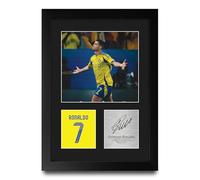 HWC Trading Cristiano Ronaldo Al-Nassr Regalos Impresos Imagen De Autógrafo Firmado Para Los Aficionados Al Fútbol Y Partidarios - A4 Retrato Enmarcado