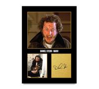 HWC Trading Daniel Stern Home Alone Marv Los Regalos Imprimieron La Imagen Firmada Del Autógrafo Para Los Fans De La Memorabilia De La Película - A4 Solo Impresión (ID-005856)