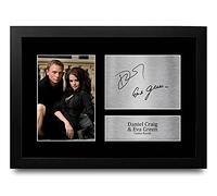 HWC Trading FR A4 Daniel Craig & Eva Green James Bond Casino Royal Los Regalos Imprimieron La Imagen Firmada Del Autógrafo Para Los Fans De La Memorabilia De La Película - A4 Framed