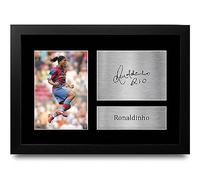 HWC Trading FR A4 Ronaldinho Barcelona Regalos Impresos Imagen De Autógrafo Firmado Para Los Aficionados Al Fútbol Y Partidarios - A4 Enmarcado