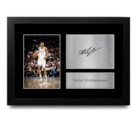HWC Trading FR A4 Victor Wembanyama San Antonio Basketball Los Regalos Imprimieron La Imagen Firmada Del Autógrafo Para Los Fans De Los Recuerdos Del Baloncesto - A4 Enmarcado