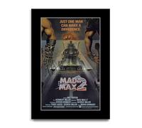 HWC Trading Mad Max 2: The Road Warrior Los Regalos Imprimieron El Cartel Firmaron La Imagen Del Autógrafo Para Los Fans De La Memorabilia De La Película (ID-003424) - A4 Solo Impresión