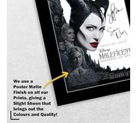HWC Trading Maleficent : Mistress of Evil Los Regalos Imprimieron El Cartel Firmaron La Imagen Del Autógrafo Para Los Fans De La Memorabilia De La Película (ID-003432) - A4 Solo Impresión