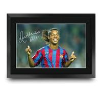 HWC Trading Ronaldinho Barcelona Regalos Impresos Imagen De Autógrafo Firmado Para Los Aficionados Al Fútbol Y Partidarios (ID-000085) - A3 Enmarcado